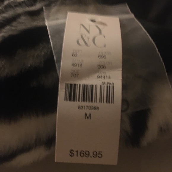 Zebra Faux Fur & Leather Bomber-Styled Jacket (Slimming) - Picture 3 of 5